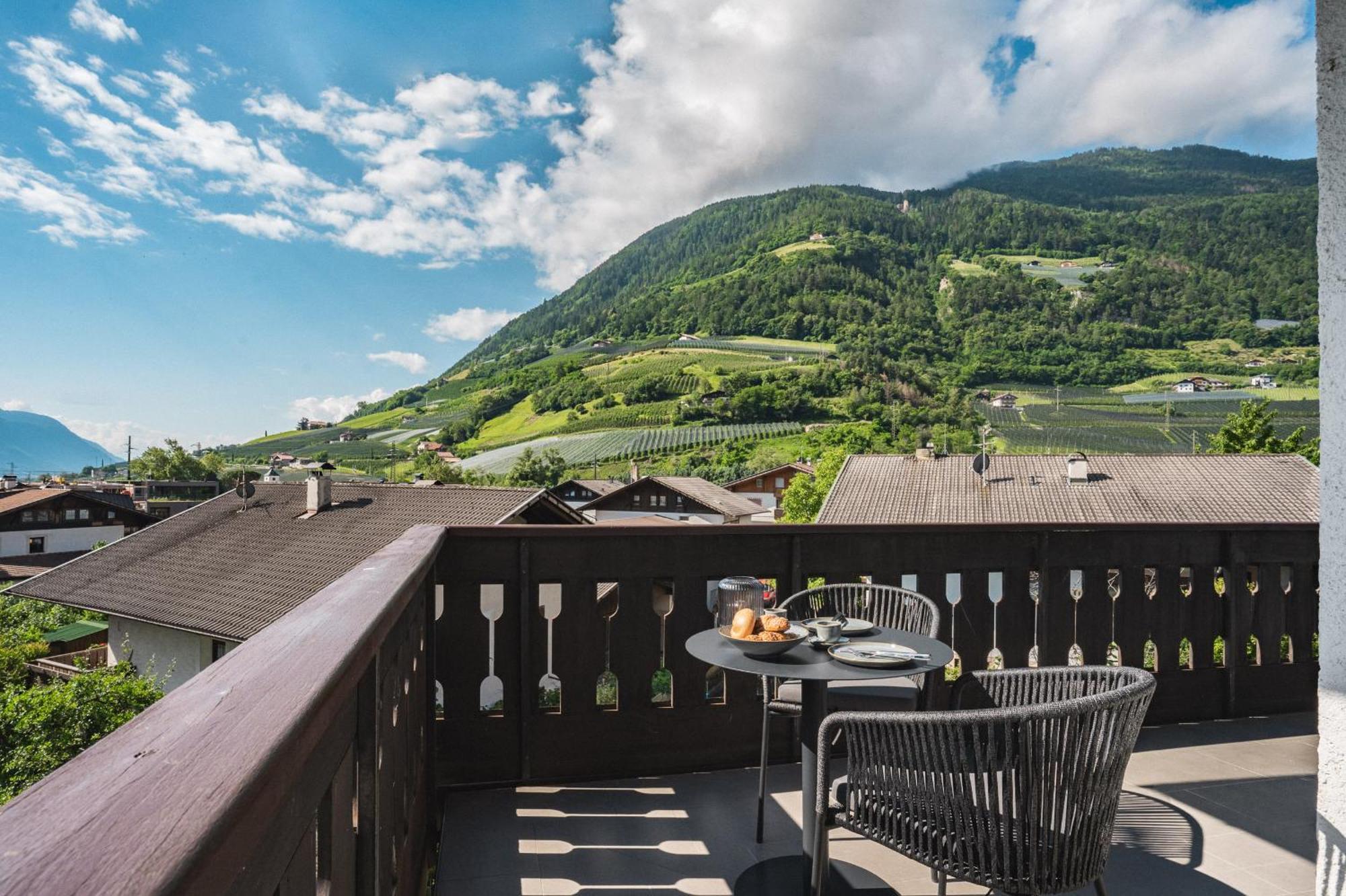 Luxe Vista City Apartments Algund Экстерьер фото