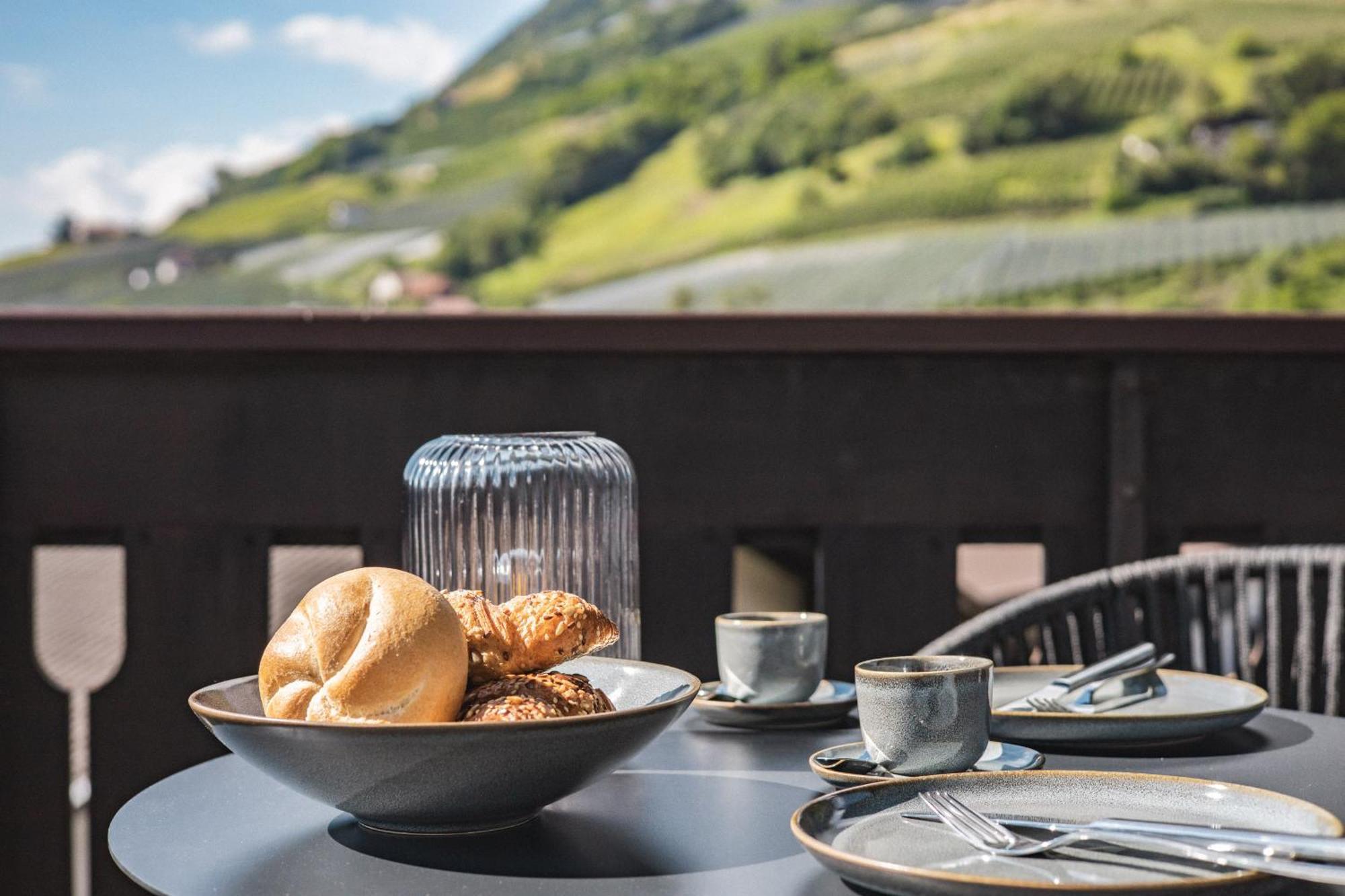 Luxe Vista City Apartments Algund Экстерьер фото